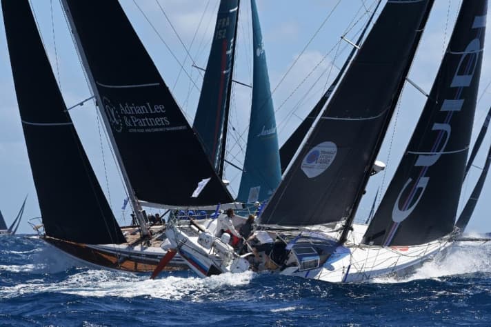   Charles-Louis Mourruau Class40 "Guidi" et Adrian Lee Swan 60 "Lee Overlay Partners" en powerplay dans les Caraïbes