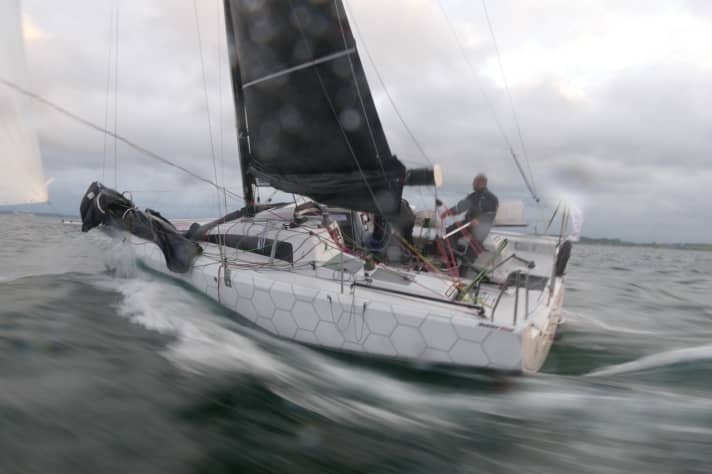   Rapidly on course for the finish: the Dehler 30 od "Powerplay"