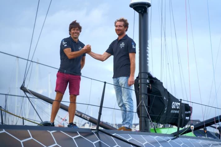 Sébastien Simon (l.) und Benjamin Dutreux