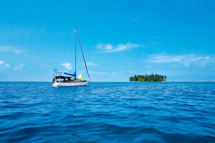 The "Inti" is freshly refurbished and moored in the San Blas Islands, on the edge of the Caribbean