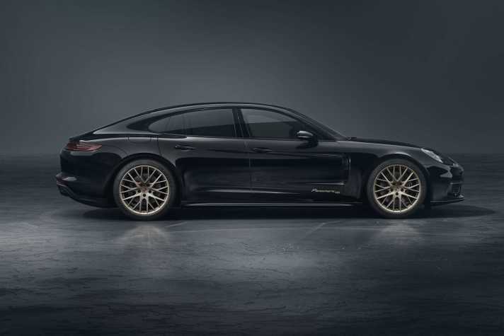 2019_10_S19_5555_a5_rgb