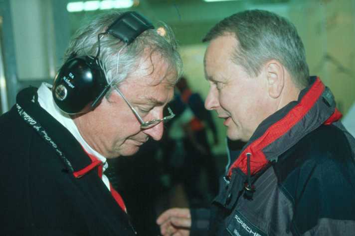 Norbert Singer zusammen mit Dr. Wolfang Porsche.