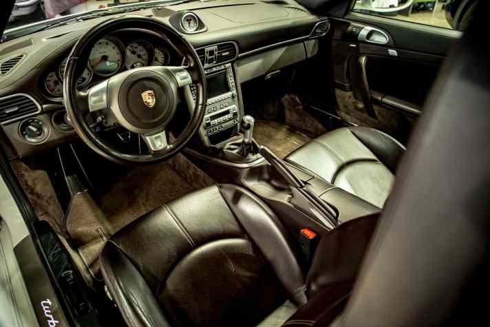 2021_04_Kremer-997-K3R-Innenraum