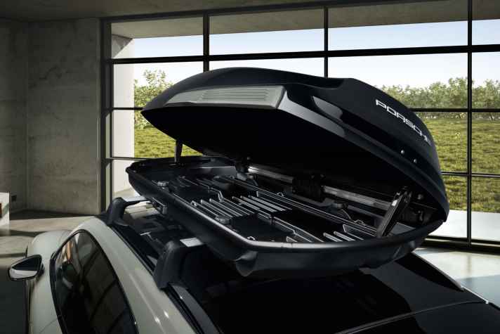 2021_05_Porsche-Dachbox-Innen