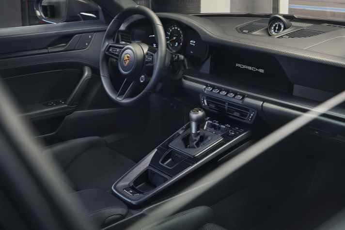 2021_06_Porsche-911-GT3-Touring-Paket-Innenraum