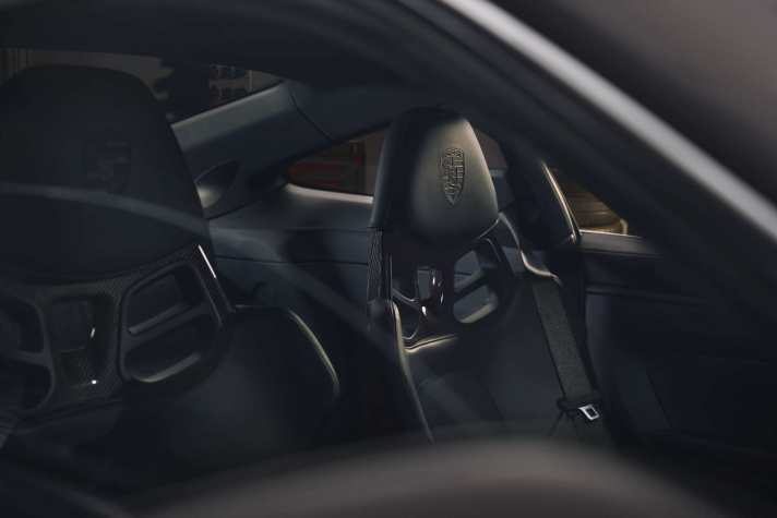 2021_06_Porsche-911-GT3-Touring-Paket-Sitze