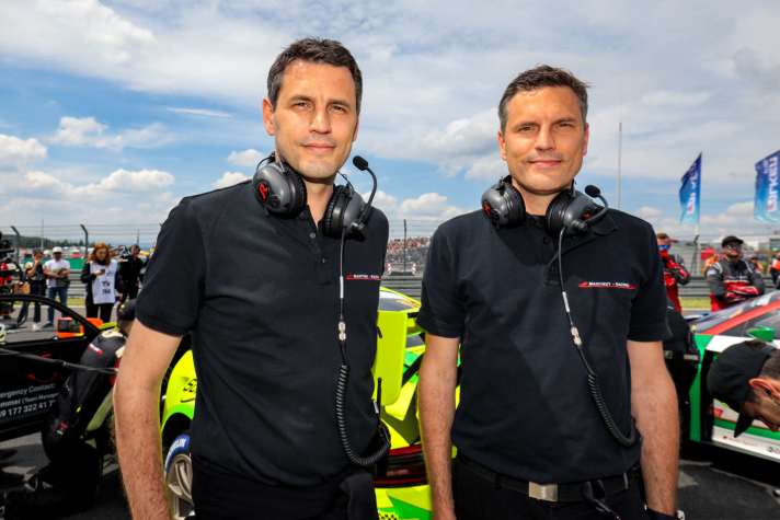 2021_06_Zwei-Raeder-für-ein-Halleluja-25-Jahre-Manthey-Racing