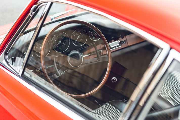 2021_07_Porsche-901-Innenraum