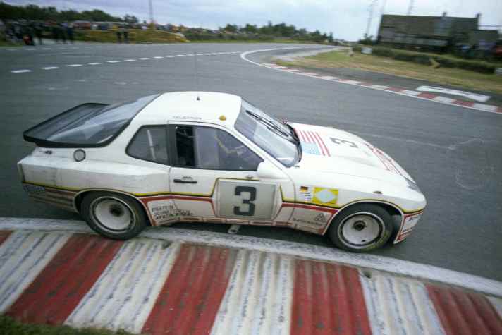 15.06.1980 24-Stunden von Le Mans- Derek Bell und Al Holbert auf einem 924 Carrera GTR (Nr. 3)