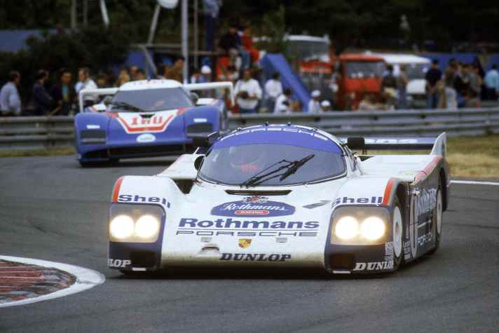 Le Mans: Porsche 962 C LH (Nr. 1) mit Hans-Joachim Stuck, Derek Bell und Al Holbert, 1. Platz Gesamtklassement