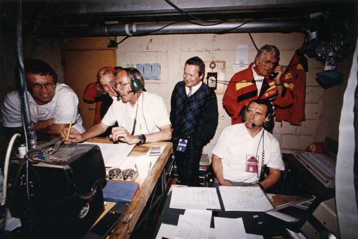 1988 in Le Mans- Prof. Helmut Flegl, Paul Hensler, Wolfgang Porsche, Peter Falk und Susanne Porsche (v.r.n.l.)
