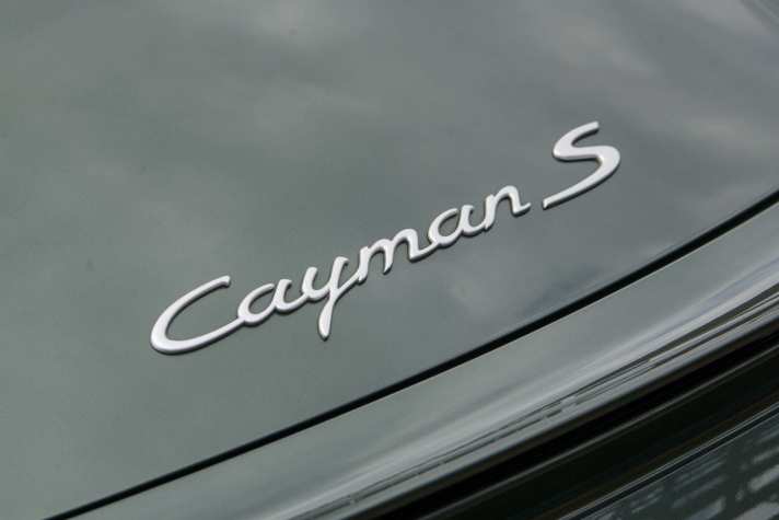2025_03_Porsche-Cayman-S