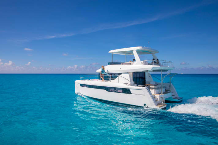 The Leopard 40 PC wins in the "Powercats" category