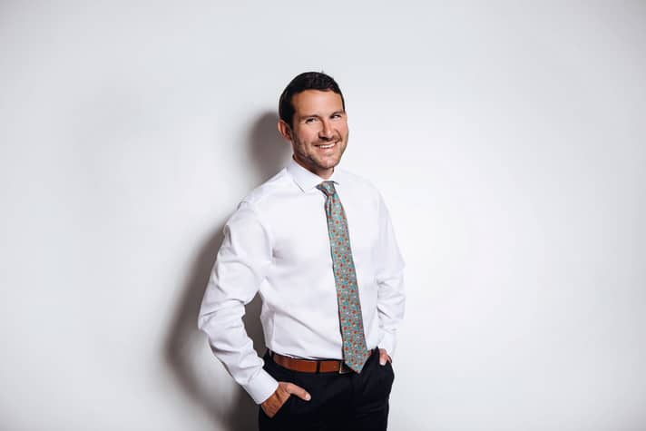Benyamin Tanis: The Kiel-based yachtsman and lawyer and his team advise and represent clients in all legal matters relating to yachting
