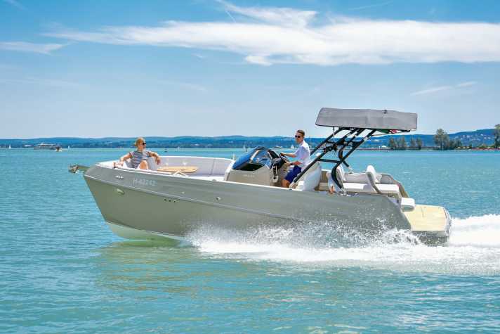 boot/100095095_b7021f4661822ae5f2405cbda2d486f4