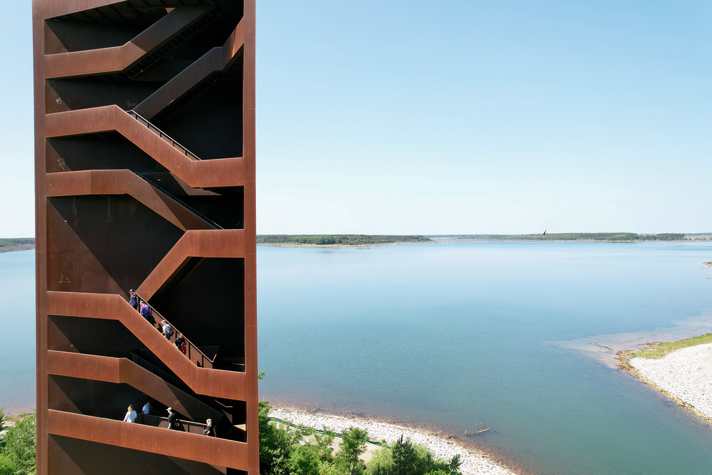 From the Rostiger Nagel you have the best view of Lake Sedlitz.