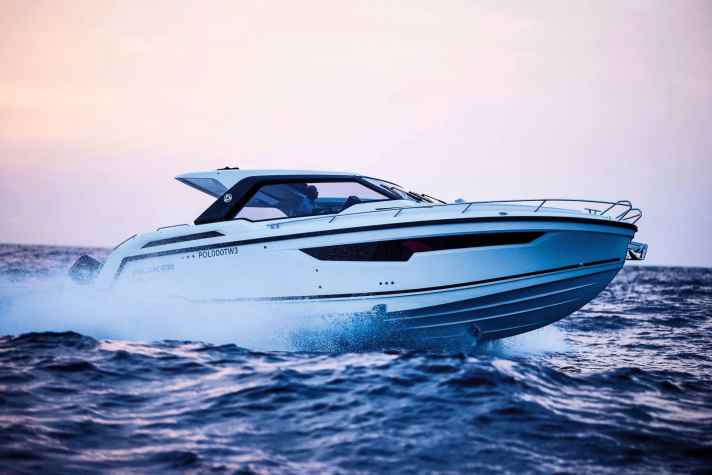 boot/100206010_e514d23f1020e83a485f43143983028f