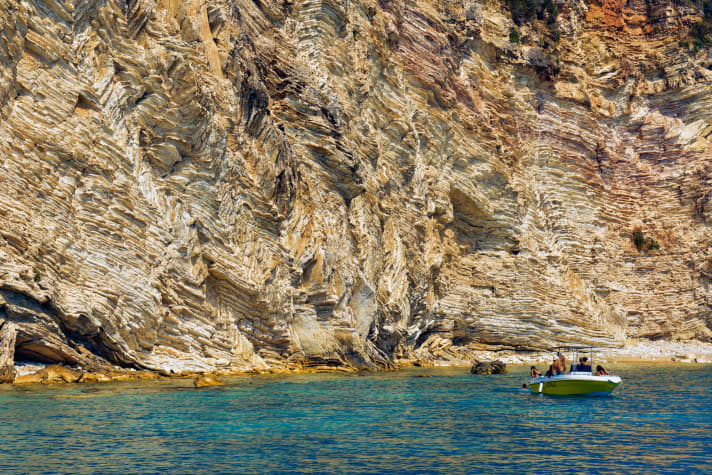 | Reproduction only with fee, attribution and voucher copy; fee according to the current fee recommendations of the Mittelstandsgemeinschaft Foto-Marketing (MFM), unless otherwise agreed before use. Bodo Mueller, Mecklenburger Landstr.56, D-23570 Travemuende Tel. 04502/ 2669, e-mail: info@bodo-mueller.de; www.bodo-mueller.de Taxable with 7 % VAT at the Luebeck tax office, tax no. 2215760072. Bank details: Postbank Hamburg BLZ: 20010020 Account no. 546078-202, IBAN DE65 2001 0020 0546 0782 02 BIC PBNKDEFF]