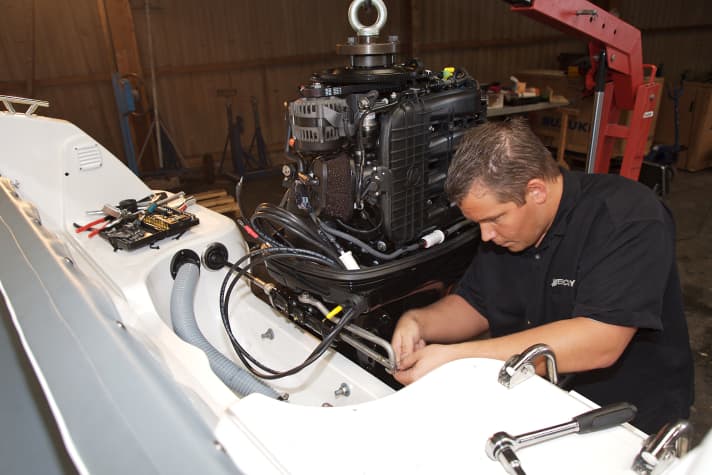 Outboard comparison test 75-80 hp. | S.