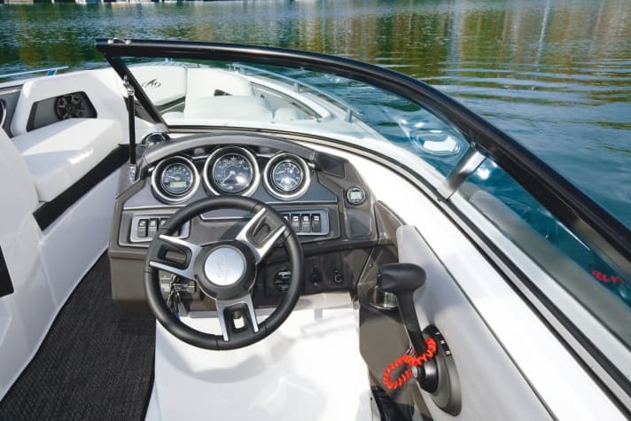 Monterey 218 ss | ss