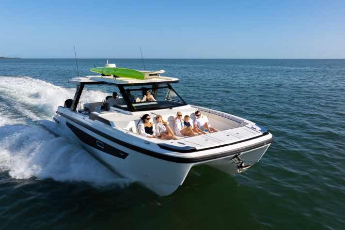 Nominiert in der Kategorie Katamarane: Aquila 45 Sport.