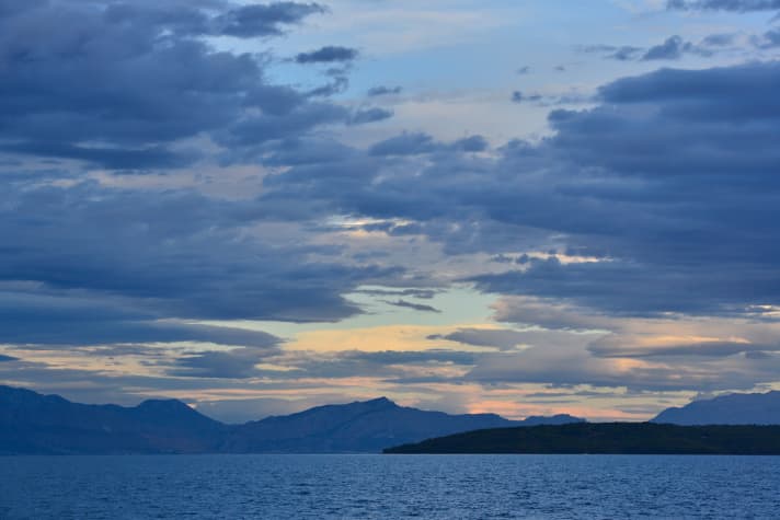   Dalmatia's "pirate island": sailing around the small Šćedro.