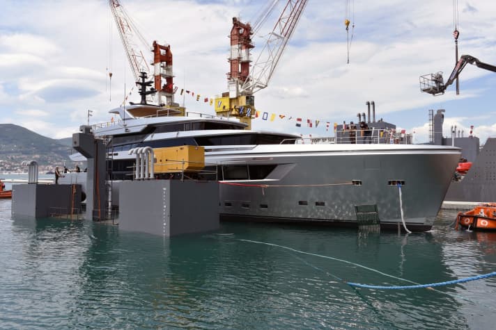 Großes Gerät: Launch der ersten Sanlorenzo 44Alloy in La Spezia. | a.