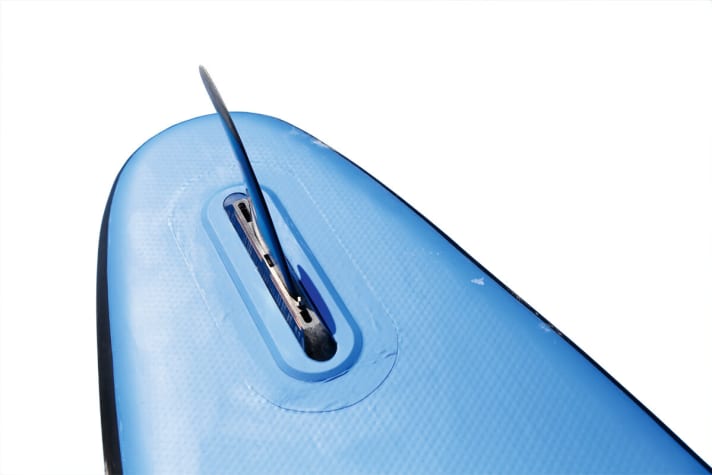 The single fin of the Focus Hawaii for the US box can be easily mounted without tools.