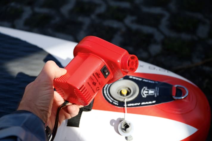 Cheap air from the discounter