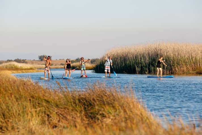 On a leisurely tour, our testers with very different requirements gain their first experience with the paddles.
