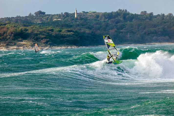 Riding the waves? Of course! But in Croatia, please only with a maximum of eight knots