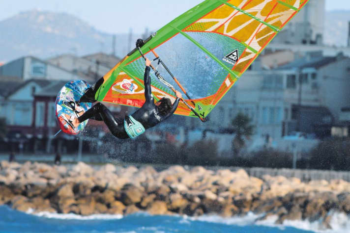 Freestyle action in Pointe-Rouge