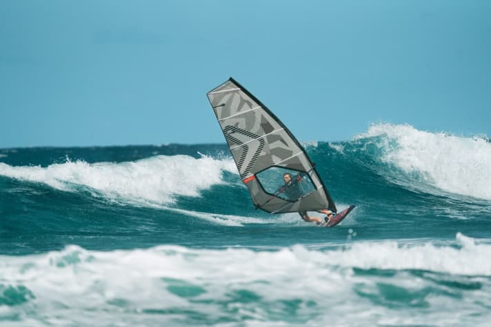 The reef at Sea Horse Ranch proved to be the ultimate wave spot for the crew. Here, the east wind blows side-shore over the steep waves.