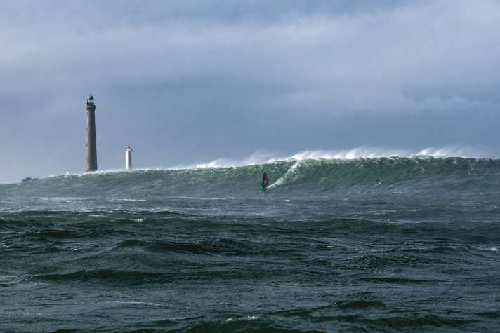 The two lighthouses give the Île de Vierge an unmistakable scenery