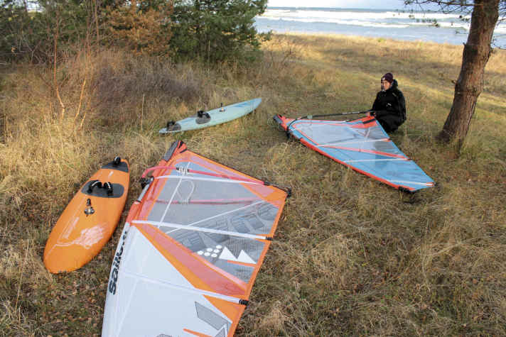 Als Windsurfer ist man auf Gotland auf sich allein gestellt. Da bleibt einem nicht anderes übrig, als einfach auf Spot-Suche zu gehen.