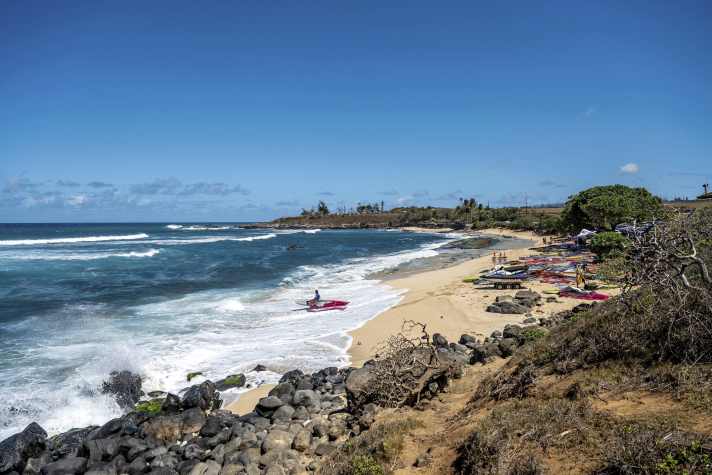 Hookipa Bay is like an arena. Nothing goes unnoticed here.
