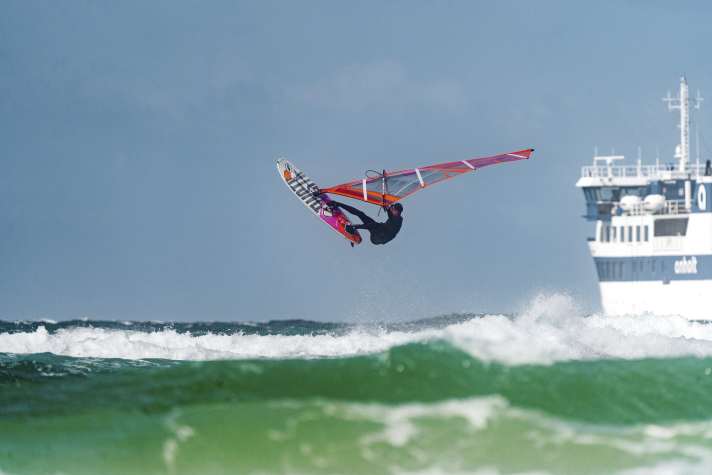 You can even have a wave session on Anholt