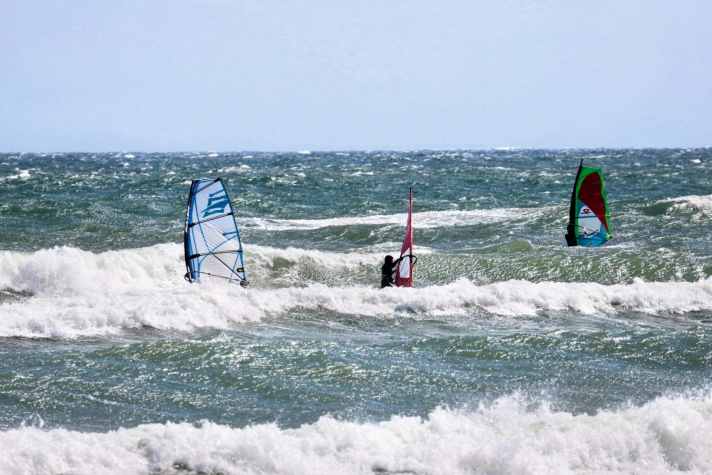 surf/100223453_8d80d503065492fa7c7cde36755c3d72