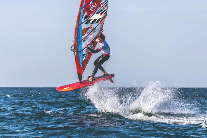 With an offshore easterly wind, the contest took place far out on the open North Sea.