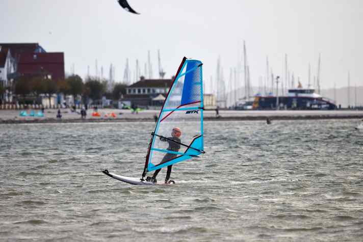 surf/20231106164306-k0a1395-fotograf-oliver-maier_3529eed90517051114d77b22101cef70