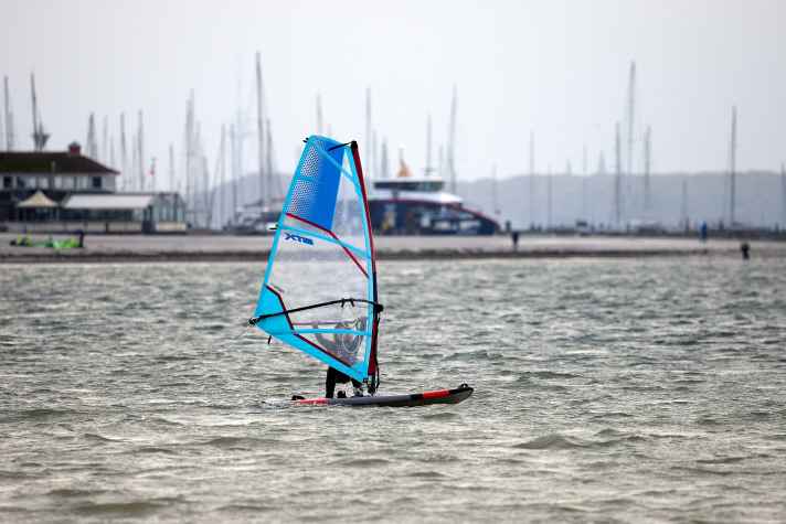 surf/20231106165036-k0a1447-fotograf-oliver-maier_3529eed90517051114d77b22101cef70