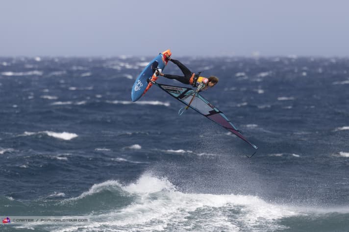 Sarah-Quita Offringa secures the last podium place at the PWA World Cup 2022.
