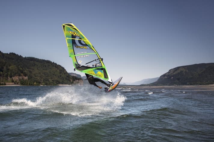 Rooster Rocks on the Columbia River