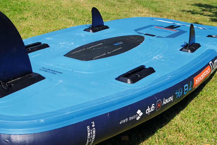 Five fin options and a double rail for the foil