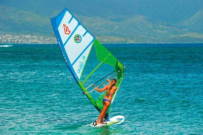 Light wind preliminary exercises should lay the foundation for strong wind manoeuvres