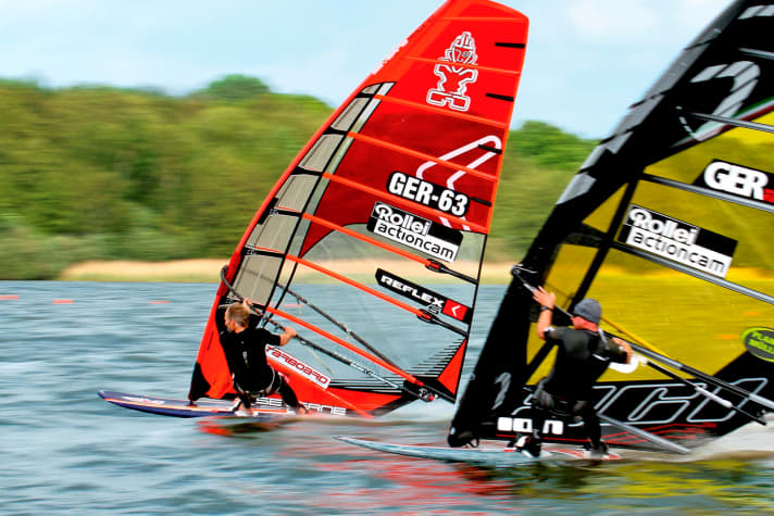 Mit Kumpels auf dem Steinhuder Meer wird Helge auch in Zukunft racen.