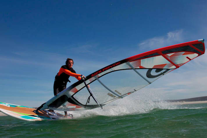   [Sail] NeilPryde Fusion 6,1 : [Board] Fanatic Gecko 105 : [Tester] Christian Winderlich : [Spot] Langebaan/South Africa