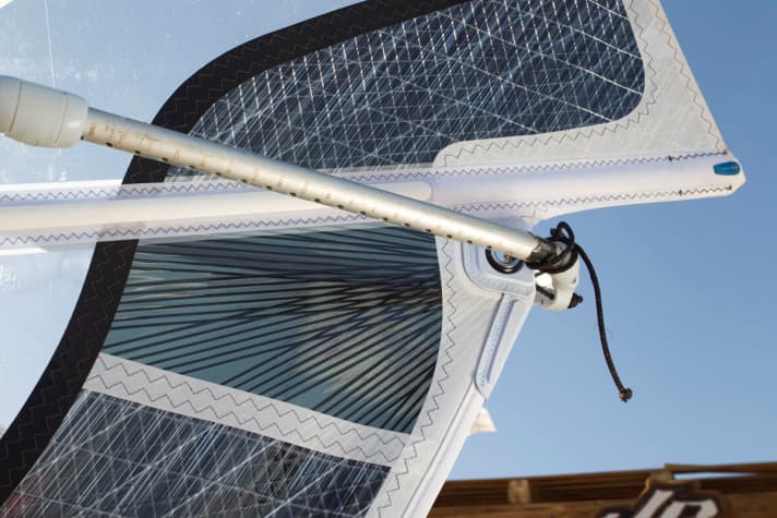   Attraktiv: Kevlarverstärkungen im Durchlicht bei NeilPryde.