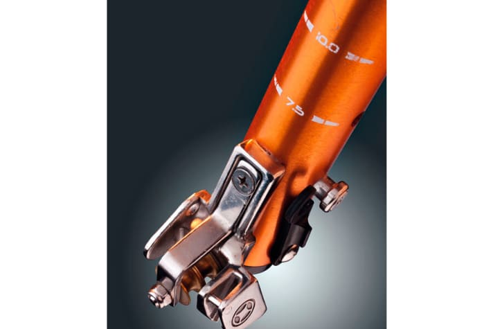 Some extensions not only work well, but also appeal to material and technology freaks. In practice, the plastic versions do not have to be inferior to robust and classy-looking stainless steel parts.