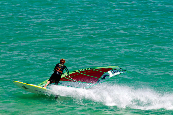   [Board] JP-Australia X-Cite Ride Plus 135 FWS : [Tester] Manuel Vogel : [Spot] Pigeon Point/Tobago